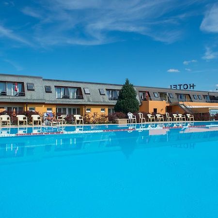 Hotel Lacotel افونش المظهر الخارجي الصورة